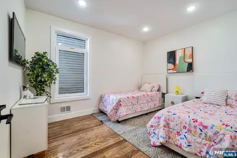 31 Grace Street Irvington NJ 07111