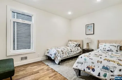 31 Grace Street Irvington NJ 07111
