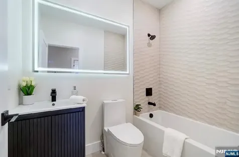 31 Grace Street Irvington NJ 07111