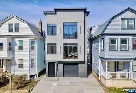 31 Grace Street Irvington NJ 07111