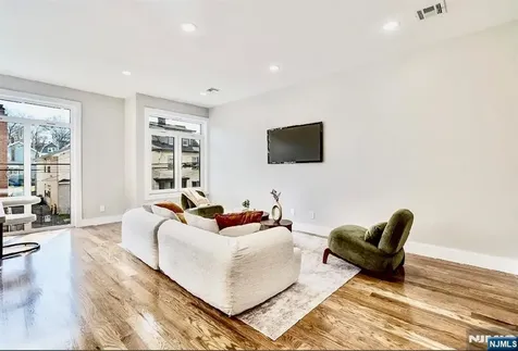 31 Grace Street Irvington NJ 07111