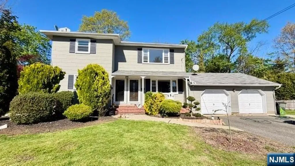 34 Myrtle Avenue Allendale NJ 07401