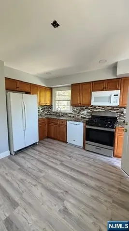 34 Myrtle Avenue Allendale NJ 07401