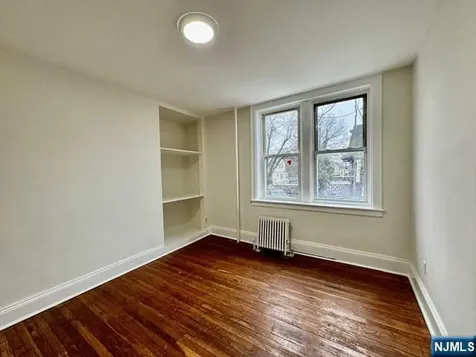 197 Lafayette Place Englewood NJ 07631