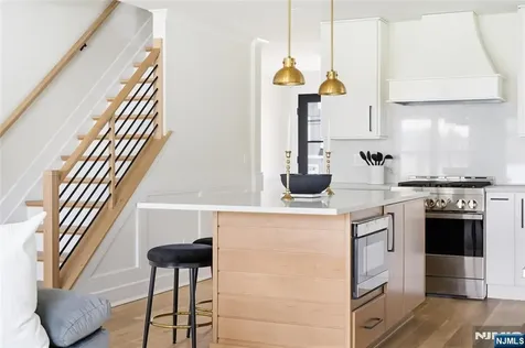 27 Willow Street Millburn NJ 07041