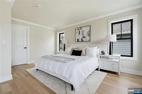 27 Willow Street Millburn NJ 07041