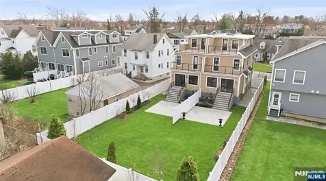 27 Willow Street Millburn NJ 07041