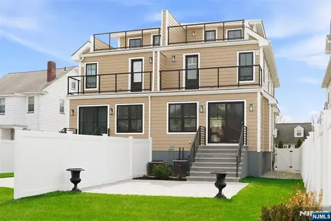 27 Willow Street Millburn NJ 07041