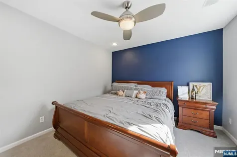 22 Falling Waters Oakland NJ 07436