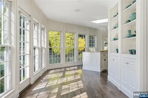 31 Forest Drive Millburn NJ 07078