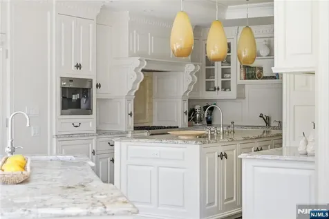 31 Forest Drive Millburn NJ 07078