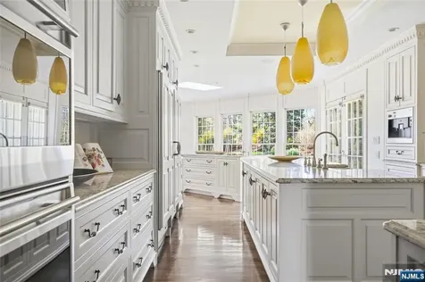 31 Forest Drive Millburn NJ 07078