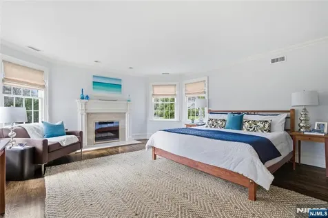 31 Forest Drive Millburn NJ 07078