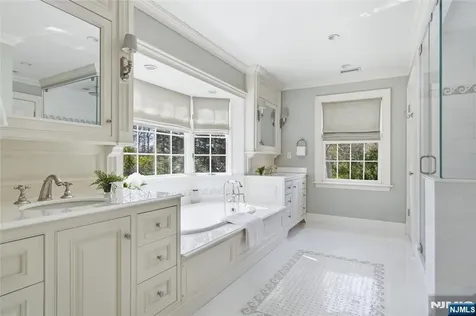 31 Forest Drive Millburn NJ 07078