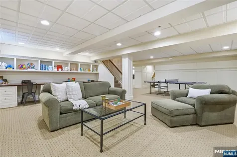 31 Forest Drive Millburn NJ 07078
