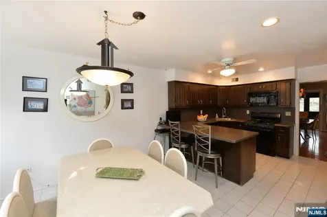6 Romopock Court Mahwah NJ 07430