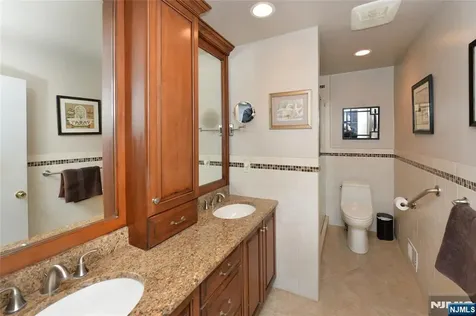 6 Romopock Court Mahwah NJ 07430