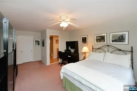 6 Romopock Court Mahwah NJ 07430