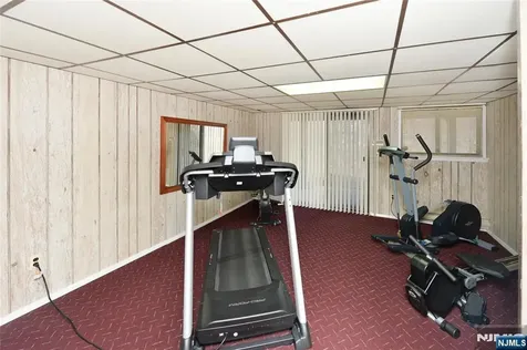 6 Romopock Court Mahwah NJ 07430