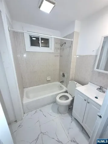 51 Lincoln Place Irvington NJ 07111