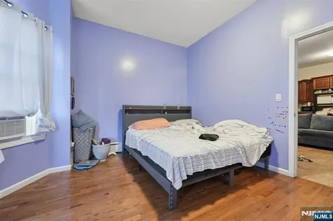 717 16th Street Union City NJ 07087
