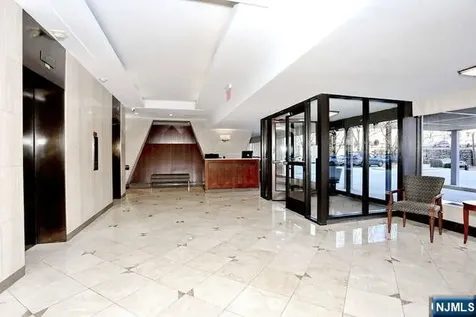 4 Horizon Road Fort Lee NJ 07024