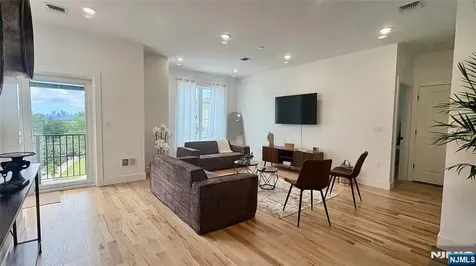 367 Devon Street Kearny NJ 07032