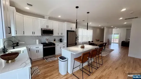 367 Devon Street Kearny NJ 07032