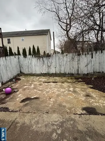 10 Mary Paterson NJ 07503