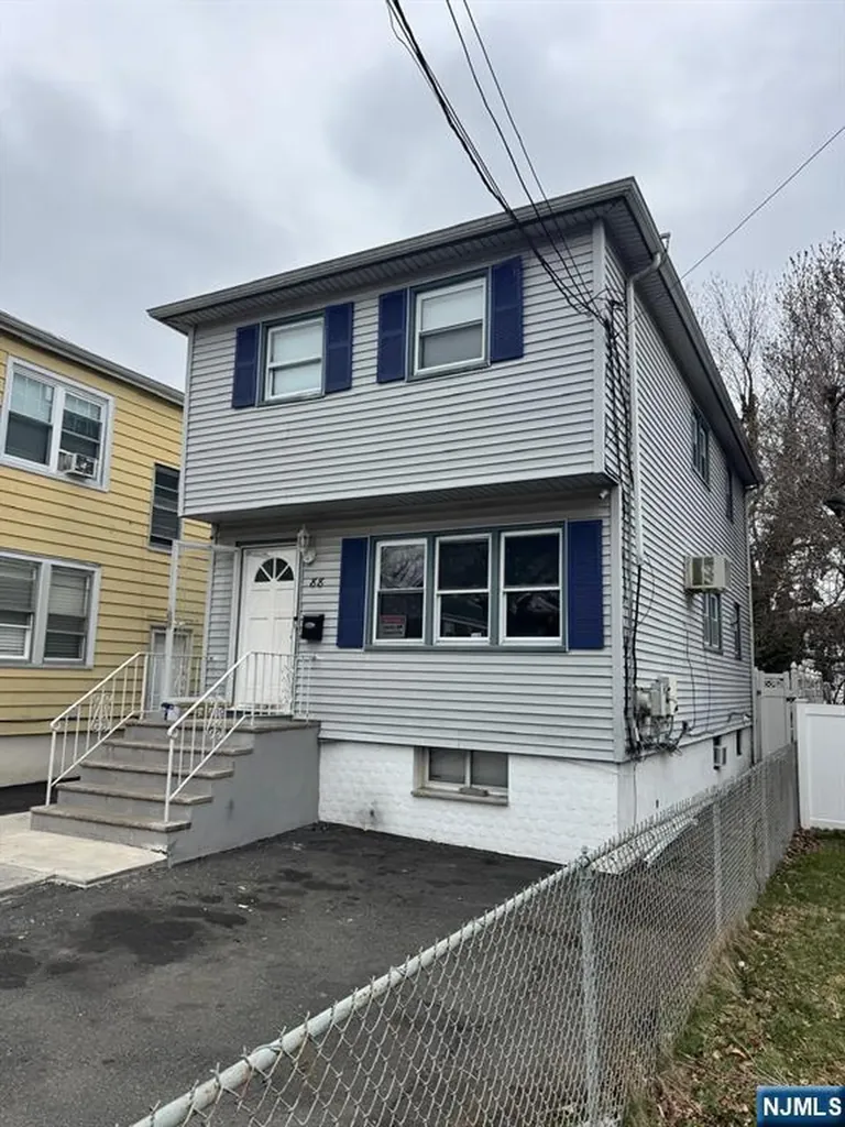 88 Columbus Avenue Belleville NJ 07109