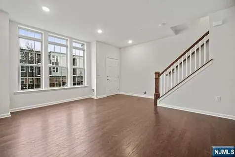 70 Leahy Drive Wood Ridge NJ 07075
