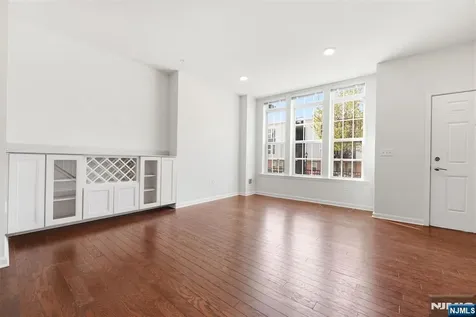 70 Leahy Drive Wood Ridge NJ 07075