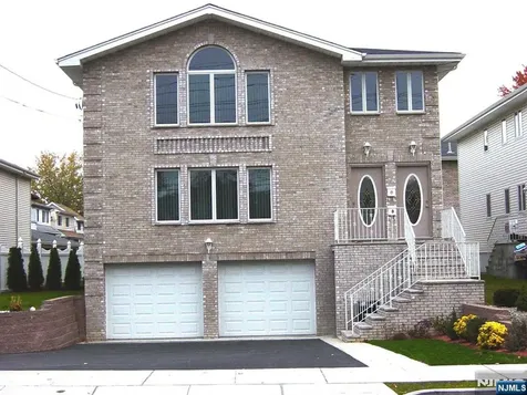 755 Edgewater Avenue Ridgefield NJ 07657
