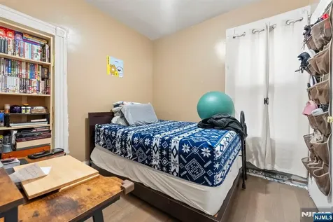 21 Olive Street Paterson NJ 07501