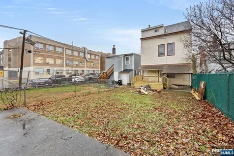 21 Olive Street Paterson NJ 07501