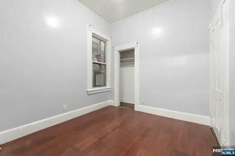 21 Olive Street Paterson NJ 07501