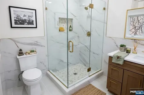 10 Alpine Trail Vernon NJ 07462