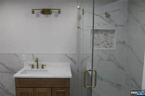 10 Alpine Trail Vernon NJ 07462