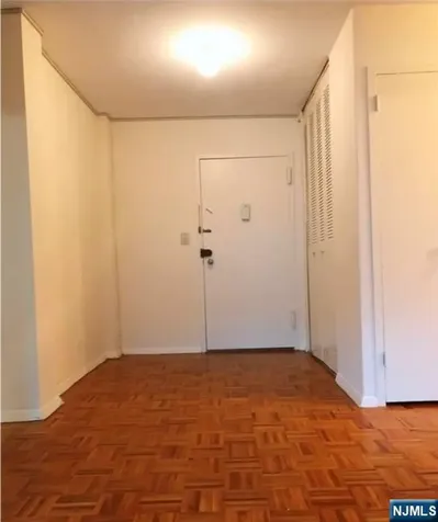2352 Linwood Avenue Fort Lee NJ 07024
