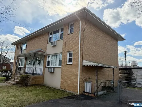 24 5th Street Ridgefield Park NJ 07660
