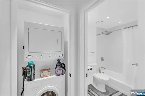 101 Shearwater Court Jersey City NJ 07305