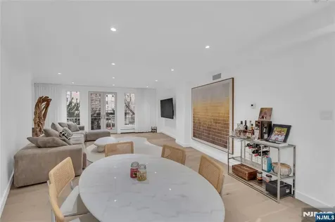 101 Shearwater Court Jersey City NJ 07305