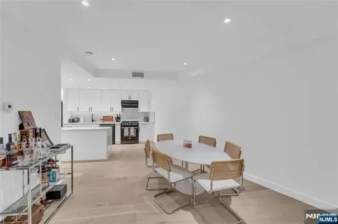 101 Shearwater Court Jersey City NJ 07305
