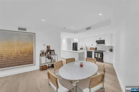 101 Shearwater Court Jersey City NJ 07305