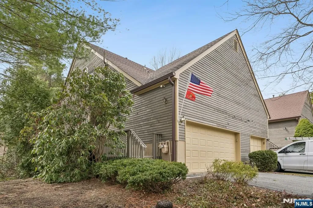 11 Concord Road West Milford NJ 07480