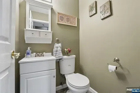 11 Concord Road West Milford NJ 07480