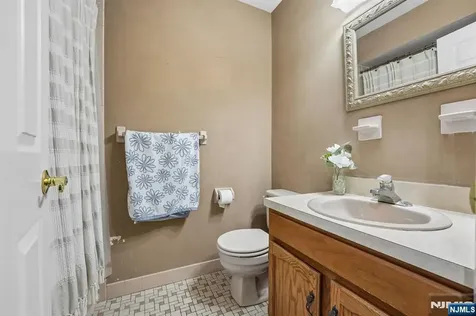 11 Concord Road West Milford NJ 07480