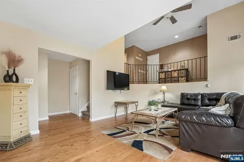 11 Concord Road West Milford NJ 07480