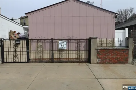 157 Brill Street Newark NJ 07105