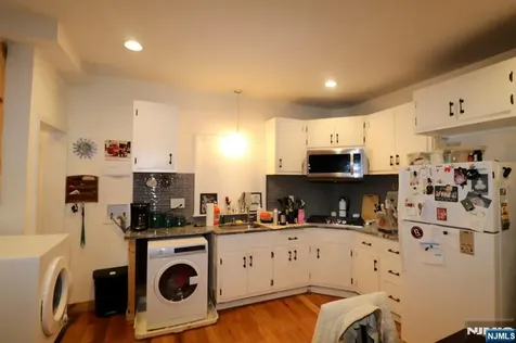 157 Brill Street Newark NJ 07105
